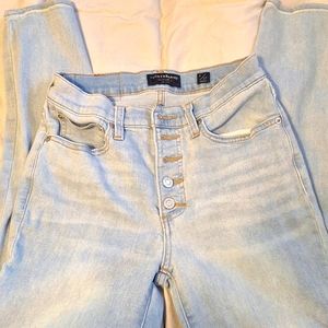 Lucky Brand light was 4/27